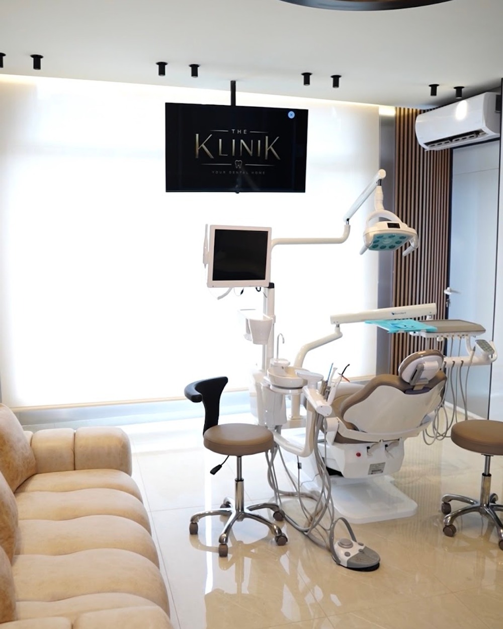 The KliniK modern dental operatory suite in Daraya